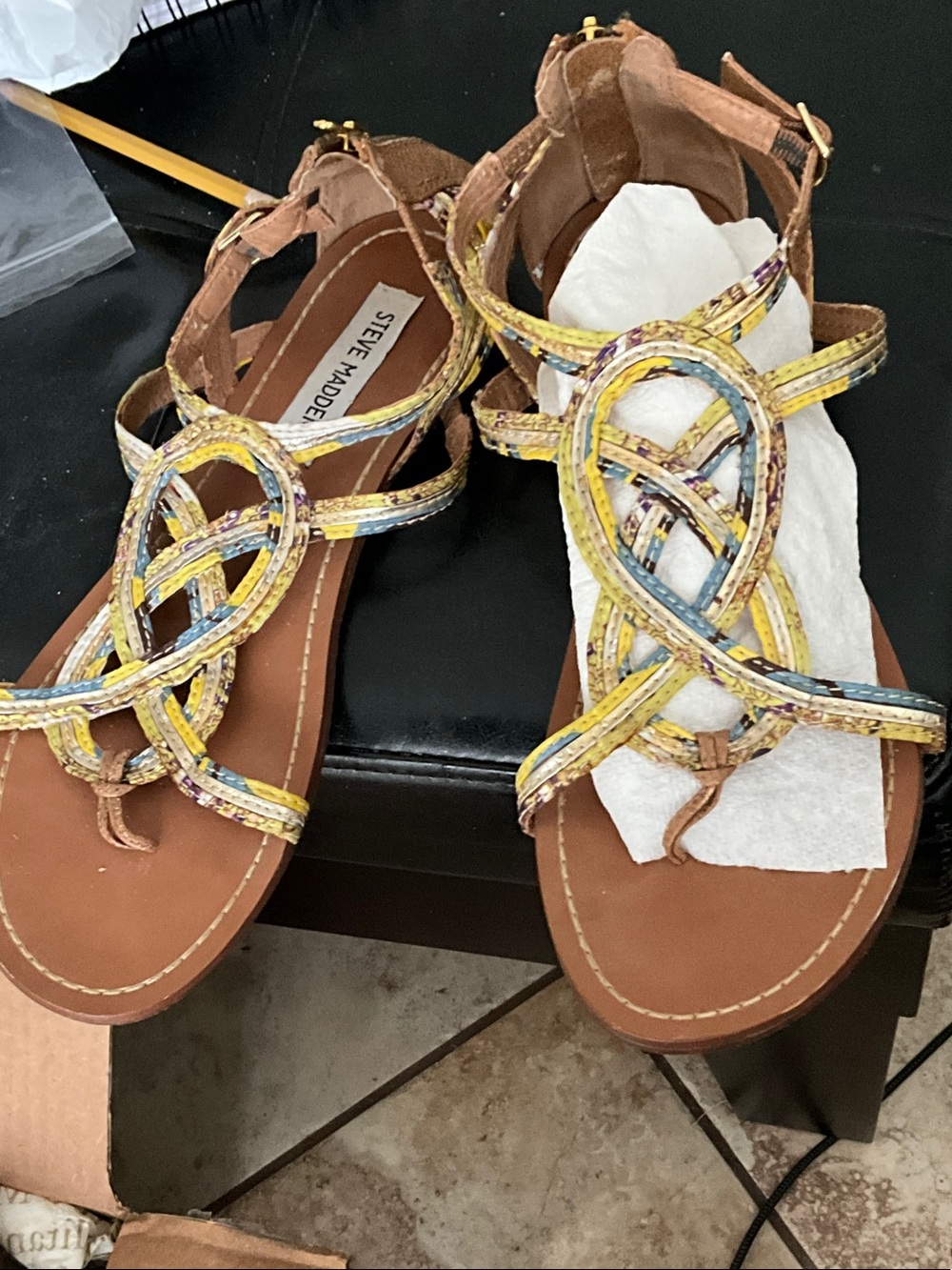 STEVE MADDEN SANDALS